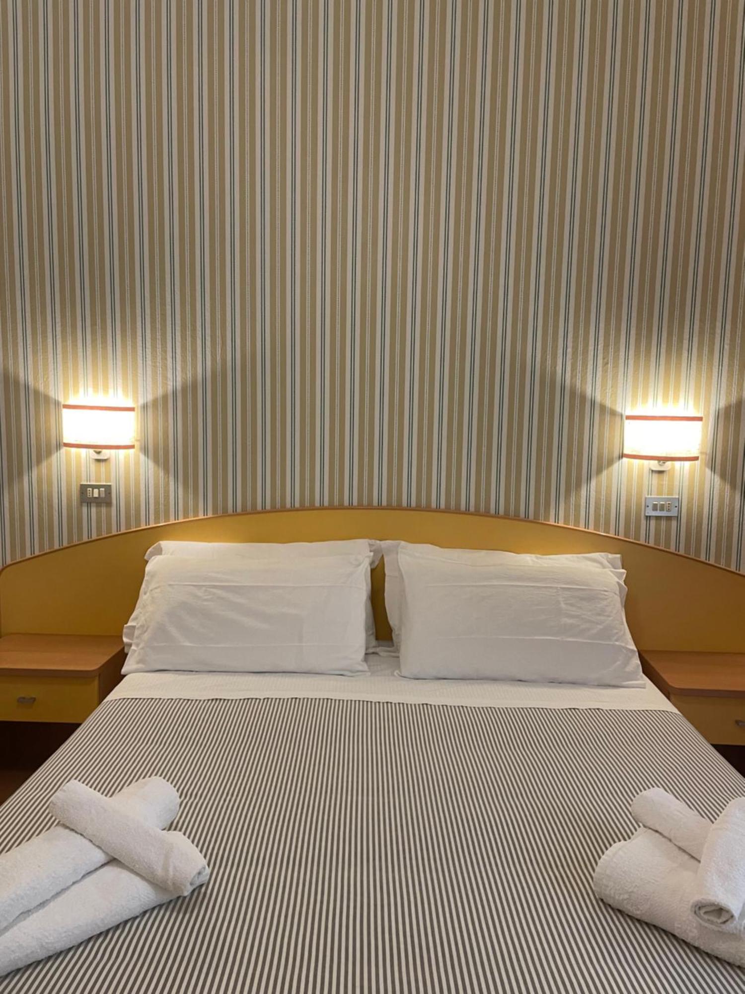 Piccolo Hotel Kursaal Cesenatico Ngoại thất bức ảnh